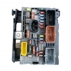 Peugeot 206 etc / Citroen Fusebox Siemens BSM 9667044980 BSM-R02-00 HW277