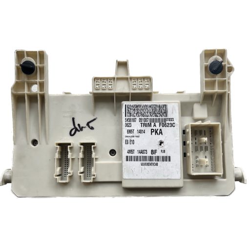 Ford Focus Body Control Module Fusebox FoMoCo 4M5T-14A073-BF | 519098503