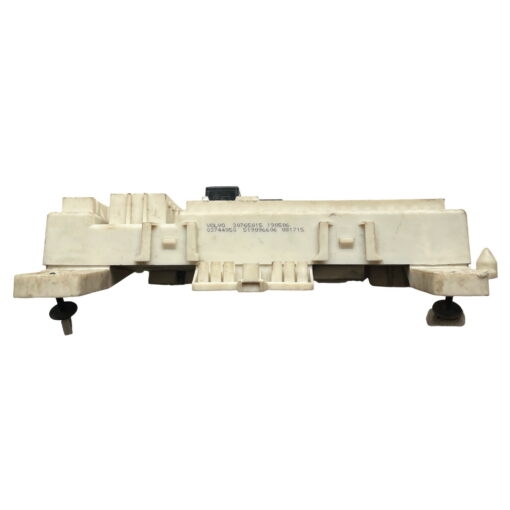 Volvo Body Control Module | CEM Module | Fusebox | 30765015 | 519096606 | Plug+Play Exchange Unit - Image 2