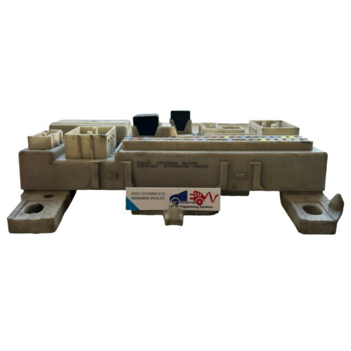 Volvo Body Control Module | CEM Module | Fusebox | 30728906 | 519096408 | Plug+Play Exchange Unit - Image 2