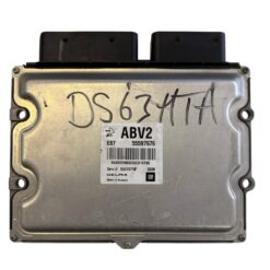 Alternative view of Vauxhall Opel Astra J Delphi ECU | 55597676 | ABV2 | E87 | Plug+Play Exchange unit